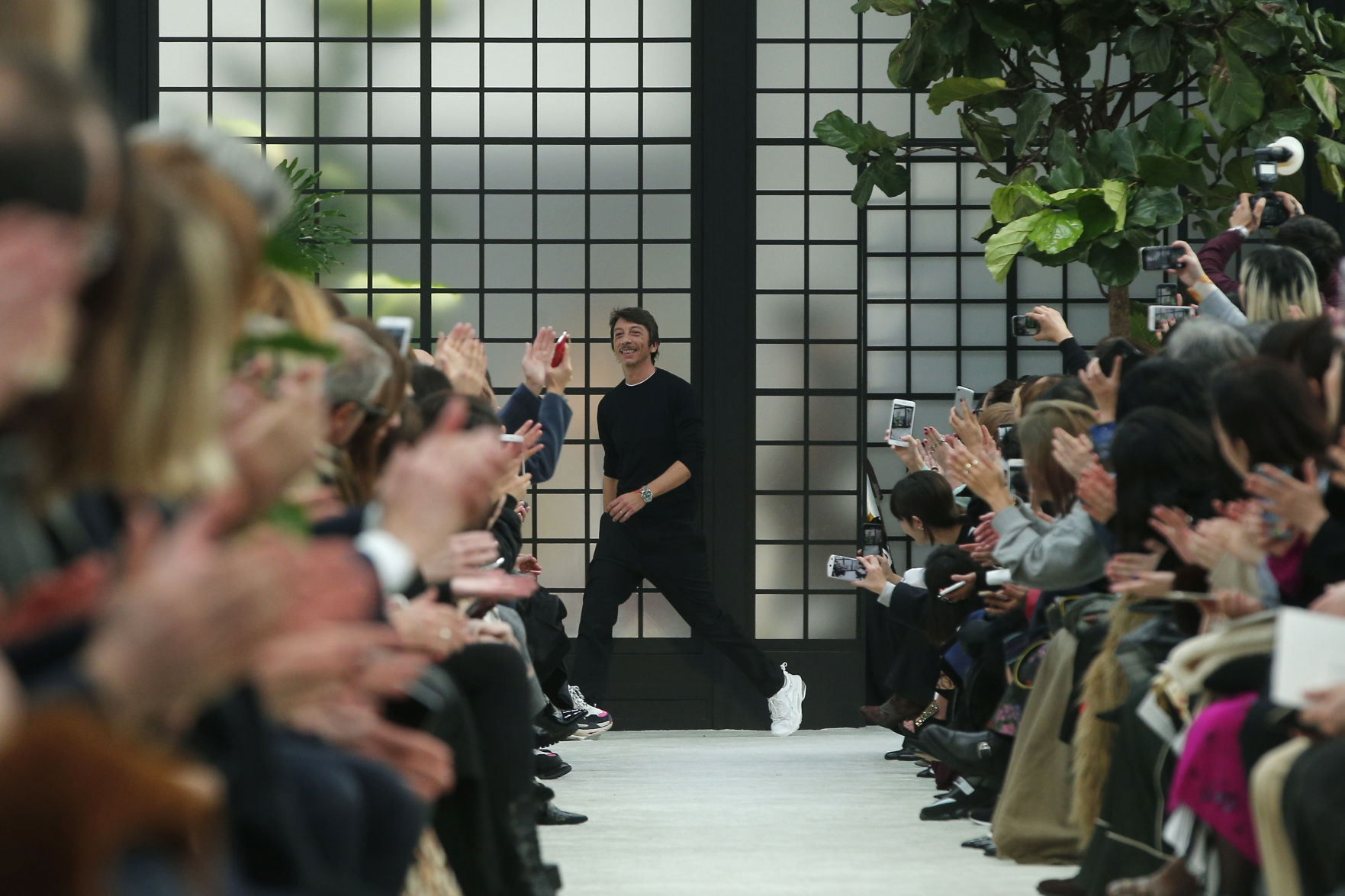 Paris Fashion Valentino